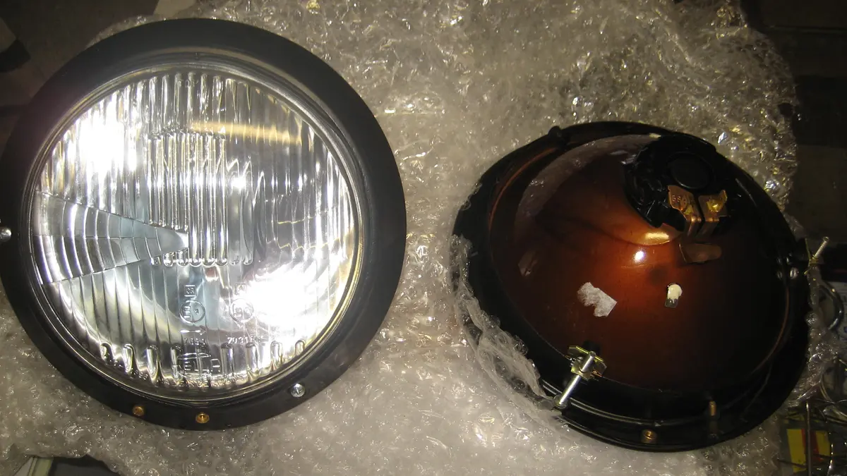 Headlight Set Hella, Ghia Rhd 1