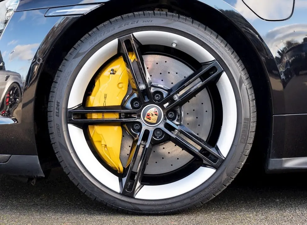 Porsche Taycan / Taycan Cross Turismo 2019+ Oe Pccb Carbon Ceramic Brake Retrofit Kit 1