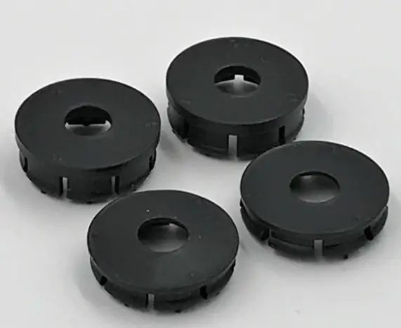1Rc5524 Wheel Covers, Black, 3D Printed, 1/18 Midget 1