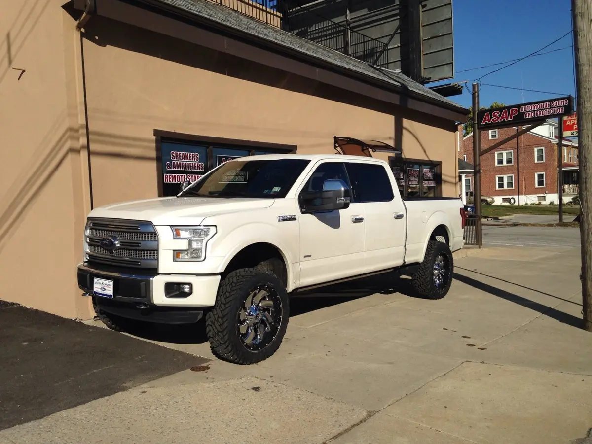 2015 Ford F150 Platinum 1