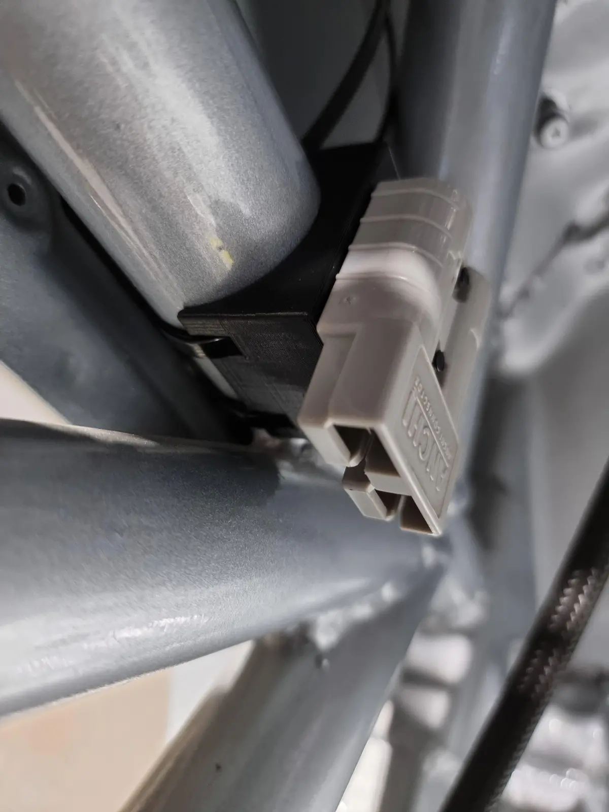 Roll Cage Anderson Plug Kit 1