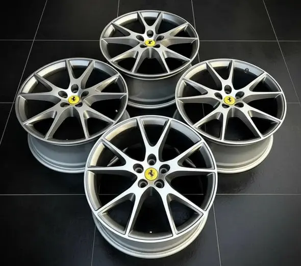 (Used) 20" Ferrari California Oe Wheels 1