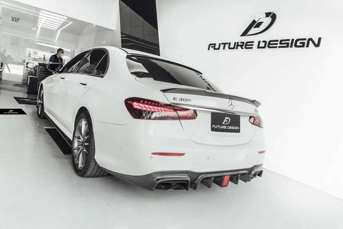 Mercedes-Benz W213 E-Class 2020+ Facelift Carbon Fiber Rear Diffuser By Future Design 2