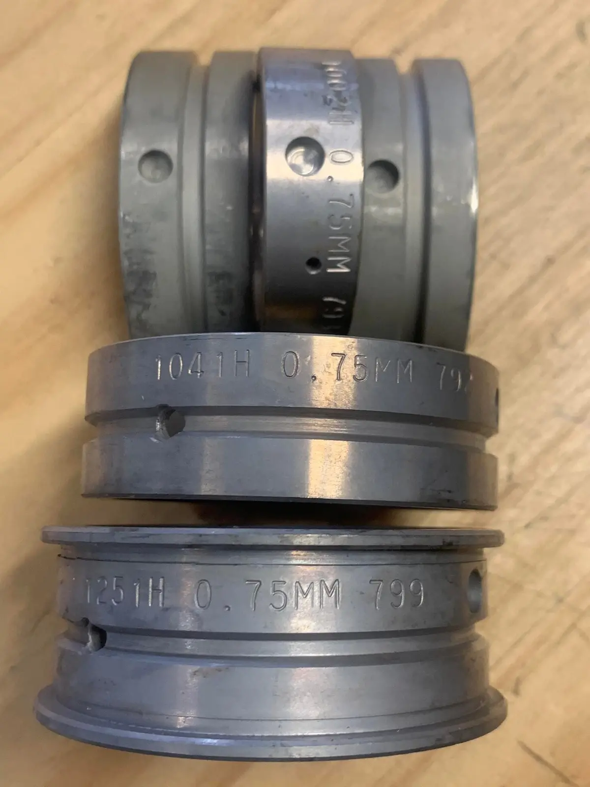 Main Bearings  Cr 30 /  C Std /  T Std 1