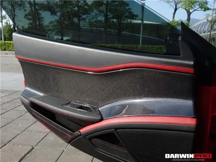 Darwinpro  2010-2015 Ferrari 458 Coupe/Spyder Carbon Fiber Door Panel Interior 1