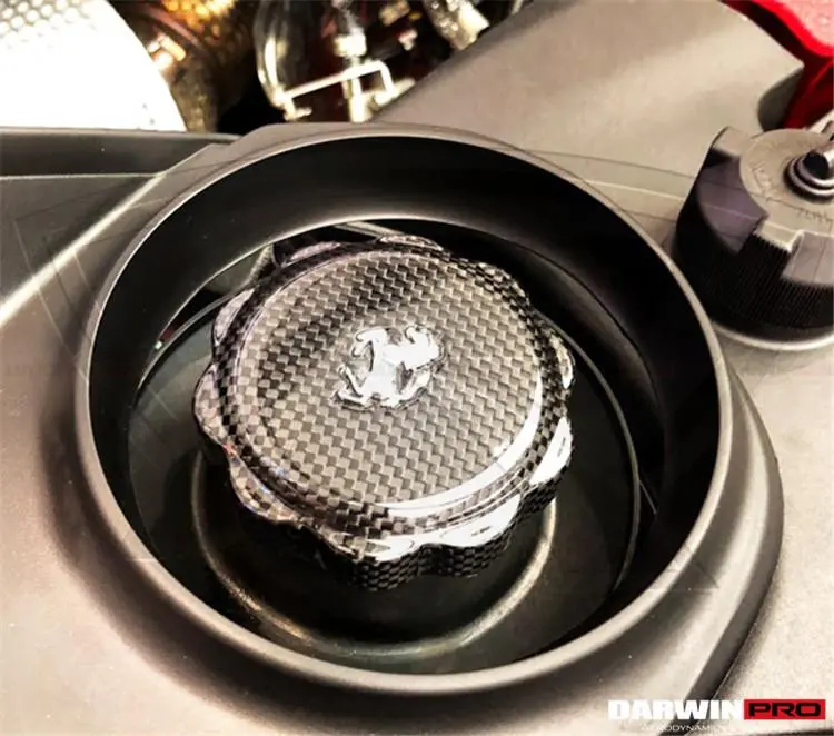 Darwinpro 2010-2019 Ferrari 458 Coupe/Spyder/Speciale Dry Carbon Fiber Oil Cap 1