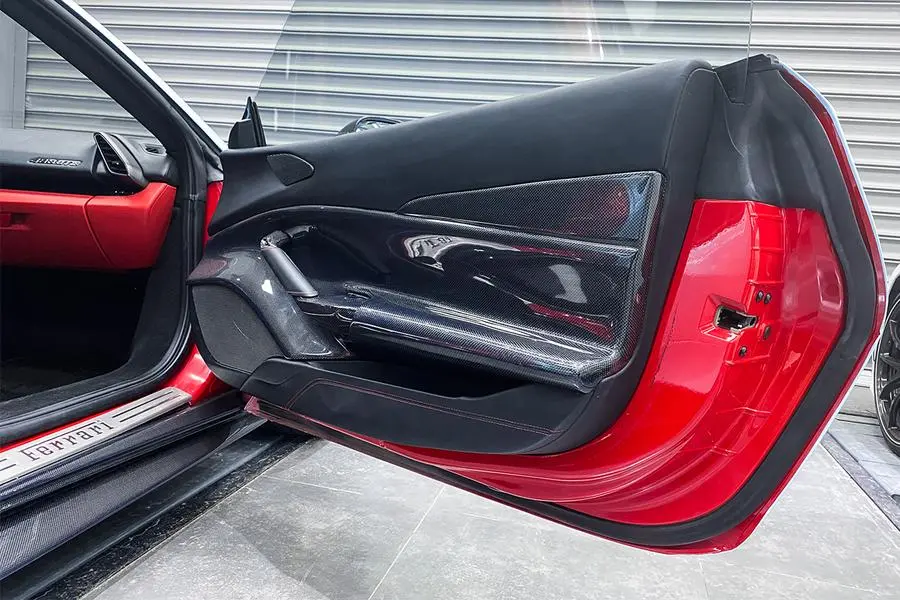 Darwinpro 2015-2020 Ferrari 488 Gtb/Spyder Carbon Fiber Door Panel Interior 1