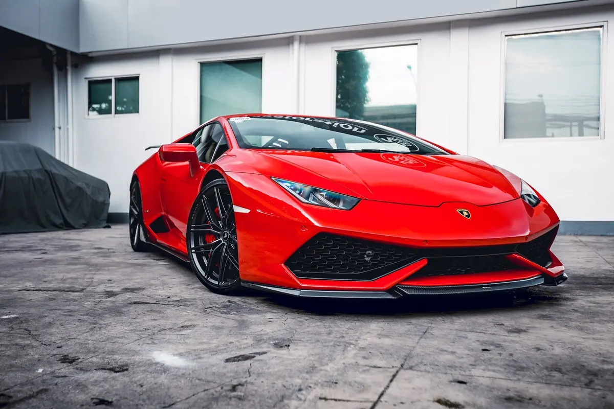 Vorsteiner Lamborghini Huracan Verona Edizione Front Spoiler 1