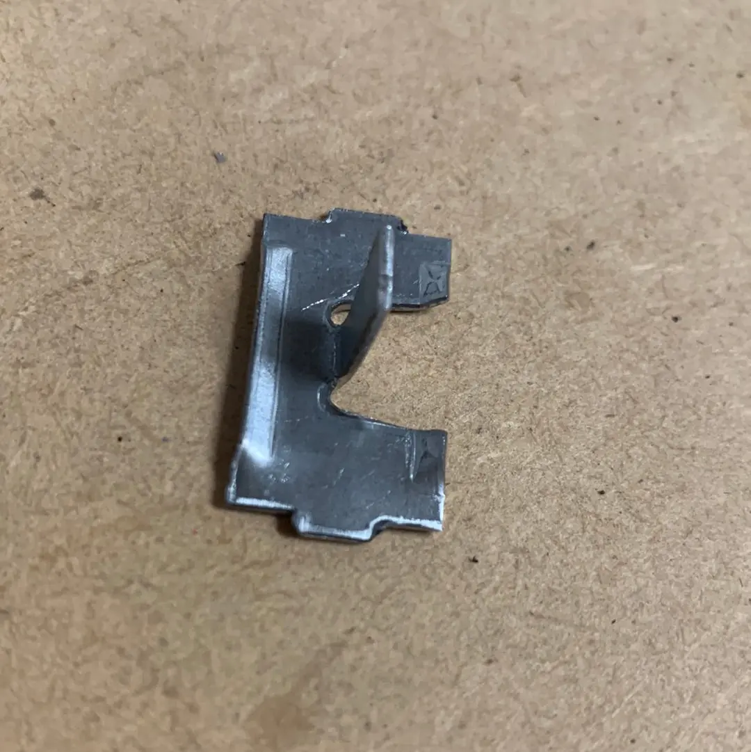 Running Board Trim Clip 18Mm - Beetle 1967 To 1972 1