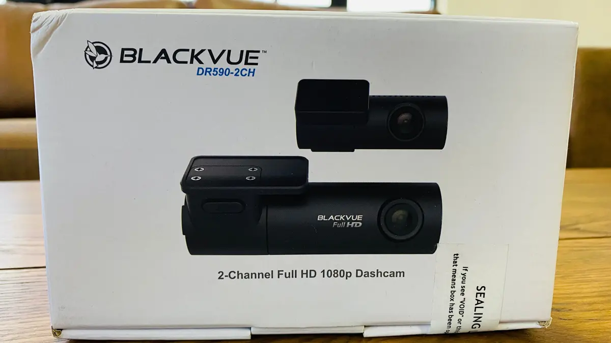 Black Vue Dr590x-2Ch Dashcam Dual Full Hd Wi-Fi, Sony's Starvis Image Sensor, 139-Degree Wide View Angle With 32Gb Micro Sd Card 1
