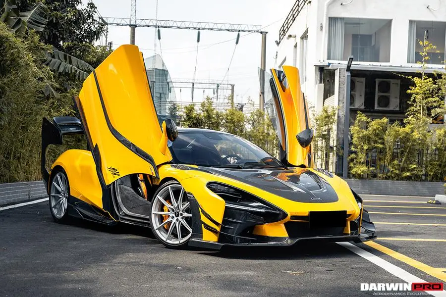 Darwinpro 2017-2021 Mclaren 720S Se²gtr Style Front Bumper 2