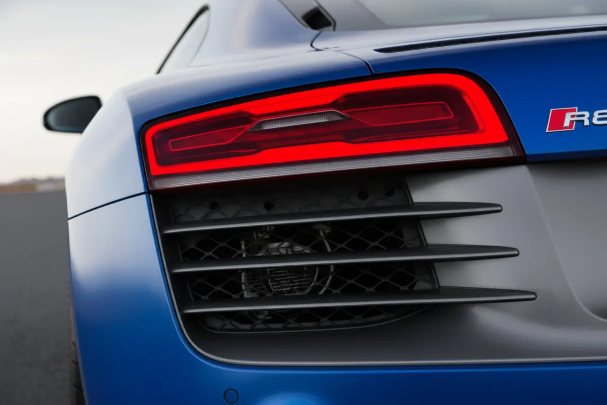 Audi R8 Led Taillight Facelift Conversion Kit 1