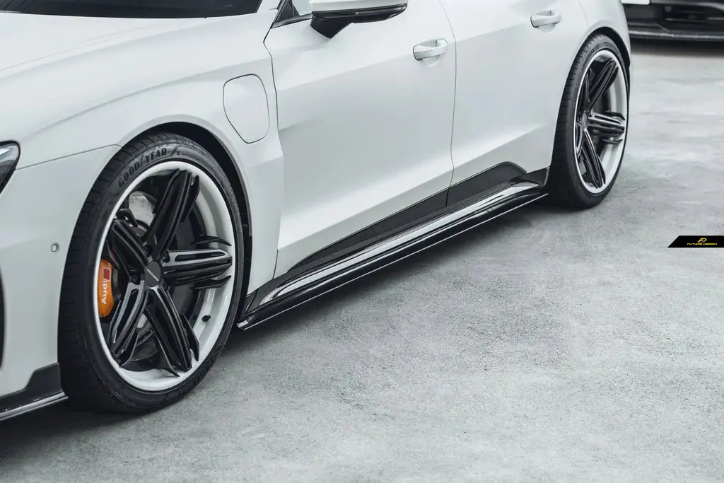 Future Design Blaze Carbon Fiber Side Skirts Splitter For Audi E-Tron Gt 1