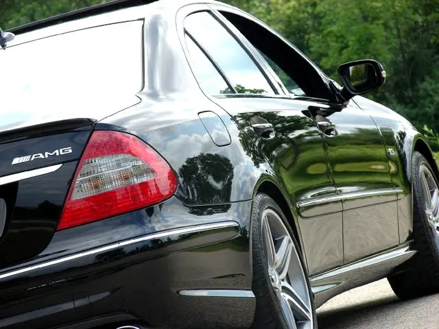 Mercedes-Benz E-Class W211 Facelift Style Led Taillight 02-09 1