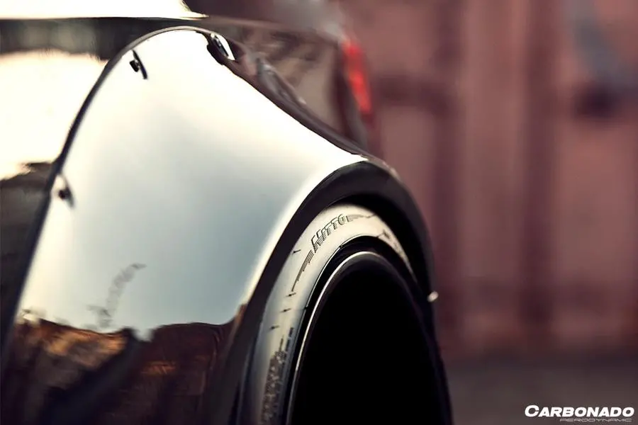 Carbonado 2008-2012 Bmw M3 E92/E93 Lp Style Wide Fender Flares 1