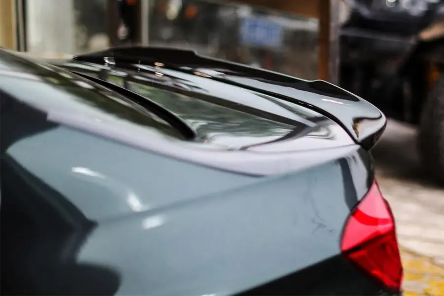 Carbonado 2014-2020 Bmw M4 F82 Vrs Style Carbon Fiber Trunk Spoiler 1