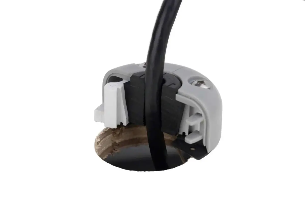 Retrofit Vertical Cable Entry 1