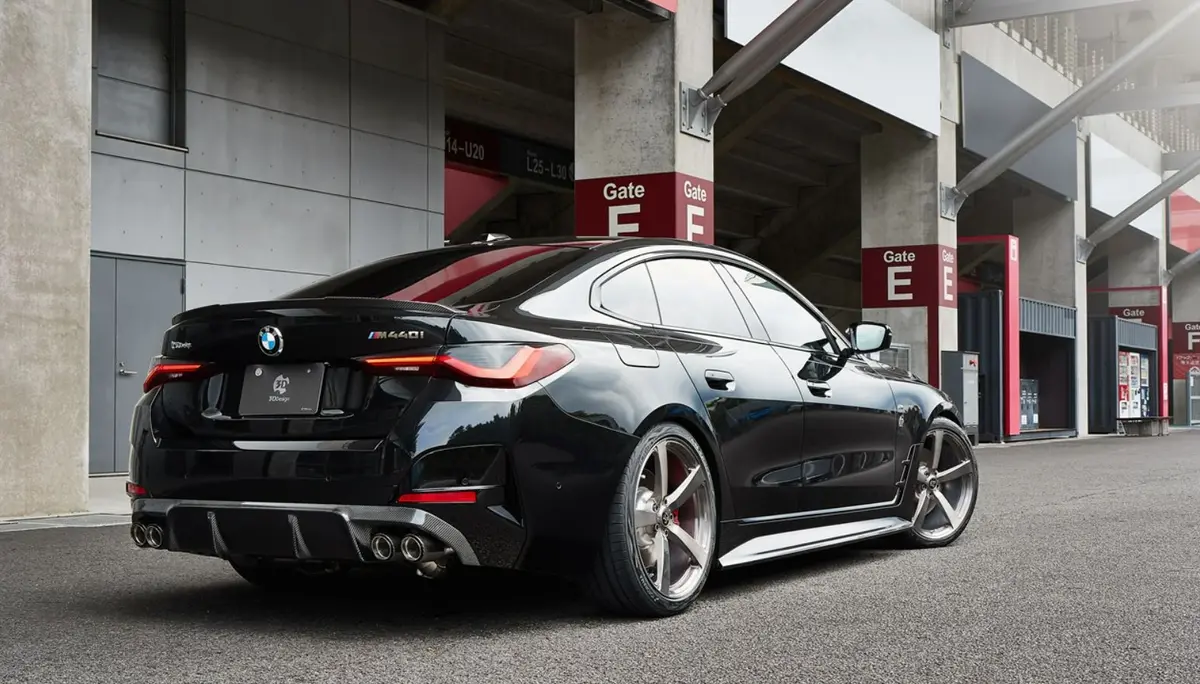 3D Design Bmw I4 / G26 2022+ Carbon Fiber Side Skirts 1