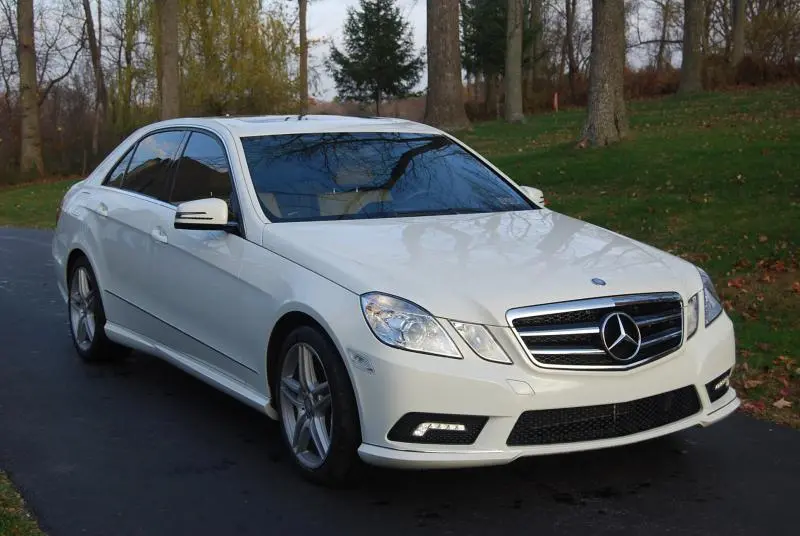 Mercedes-Benz W212 E-Class Black & Chrome 2 Rows Front Grill 1