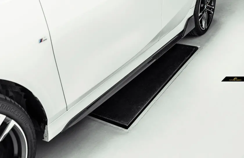 Future Design Carbon Fiber Side Skirts For Bmw F40 1-Series 2