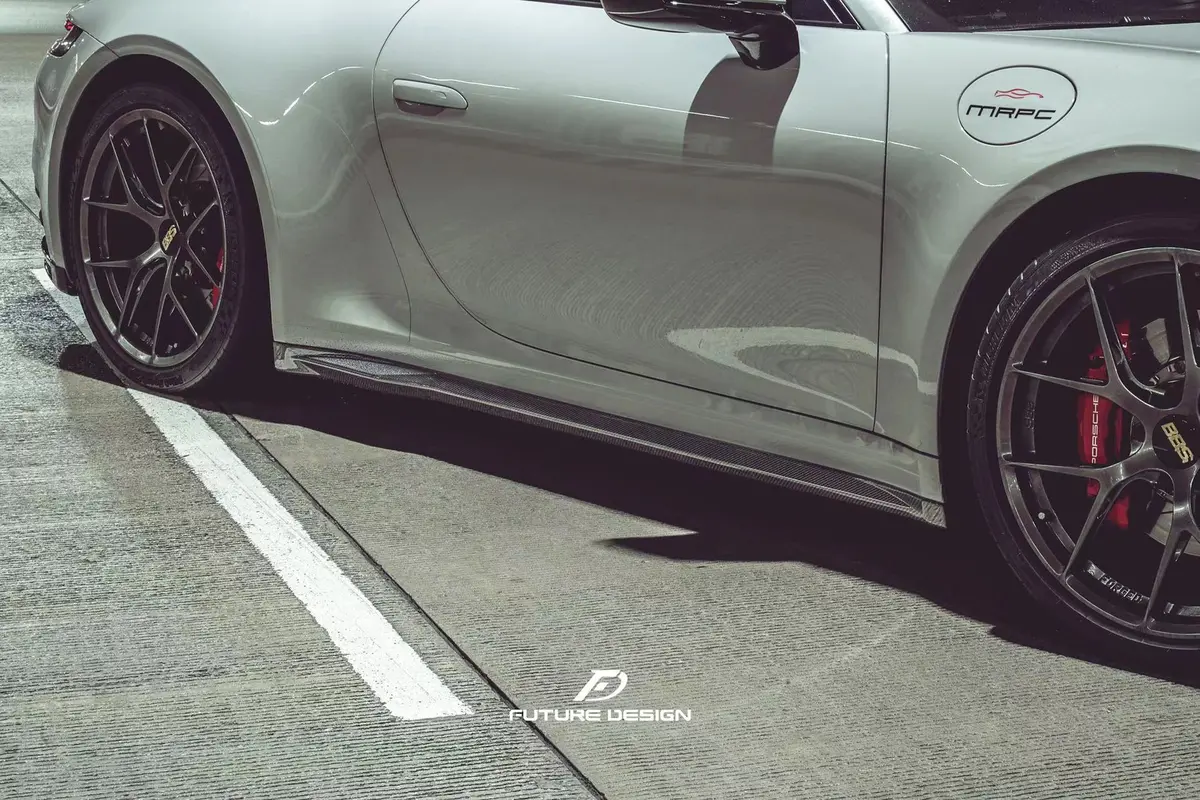 Future Design Carbon Fiber Side Skirts For Porsche 911 992 Carrera & 4 & S & 4S 1