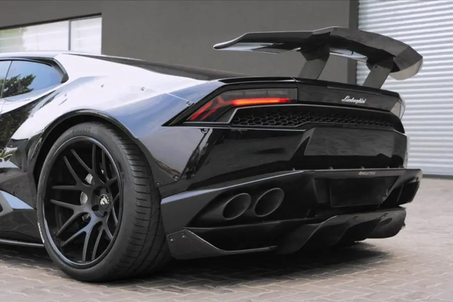 Carbonado 2015-2020 Lamborghini Huracan Lp610/Lp580 De Style Rear Diffuser 1