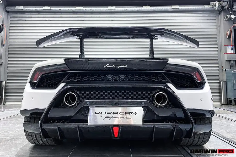 Darwinpro 2015-2020 Lamborghini Huracan Lp610/Lp580 Performante Style Partial Carbon Rear Bumper 1