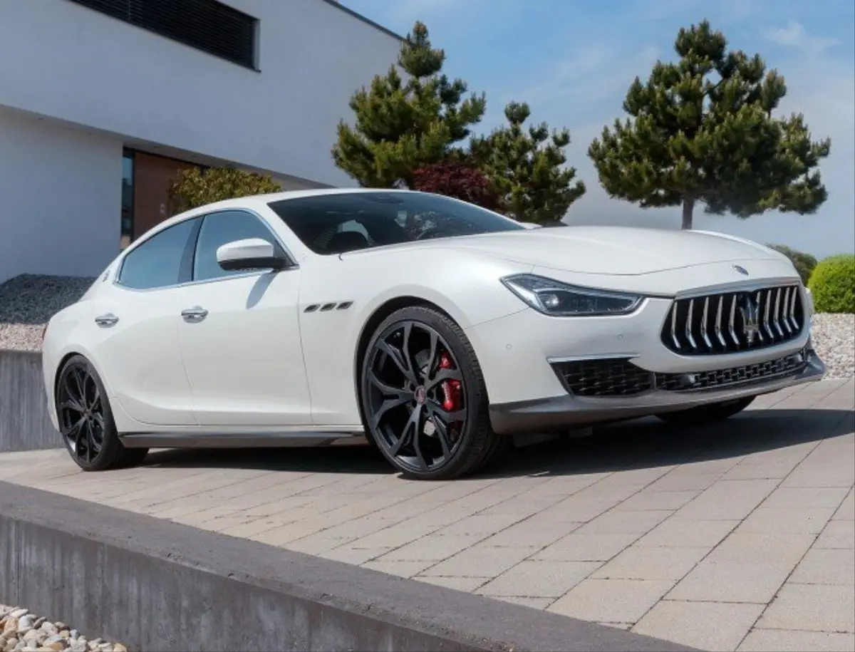 Novitec Carbon Fiber Body Kit For Maserati Ghibli Gran Lusso 1
