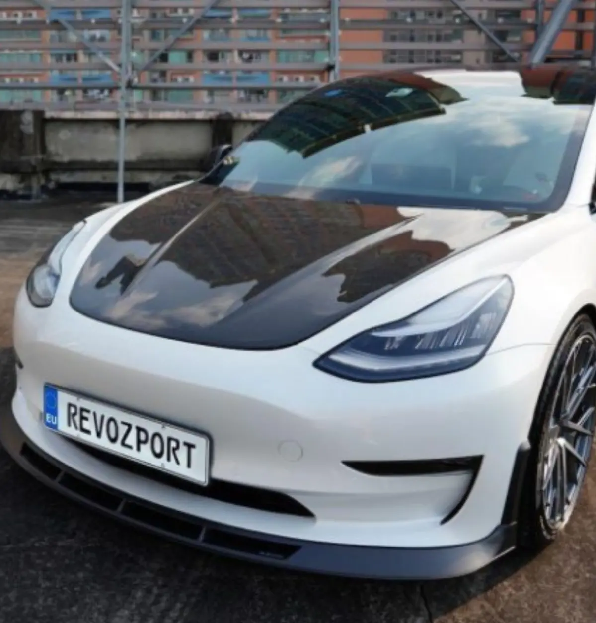 Revozport Dry Carbon Fiber Hood / Bonnet For Tesla Model 3 2019-2023 1