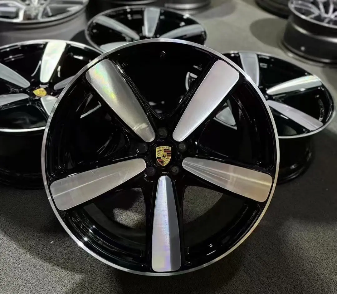 (Demo Car Wheels) 21” Porsche Macan Sport Classic Ii Oe Wheels 1