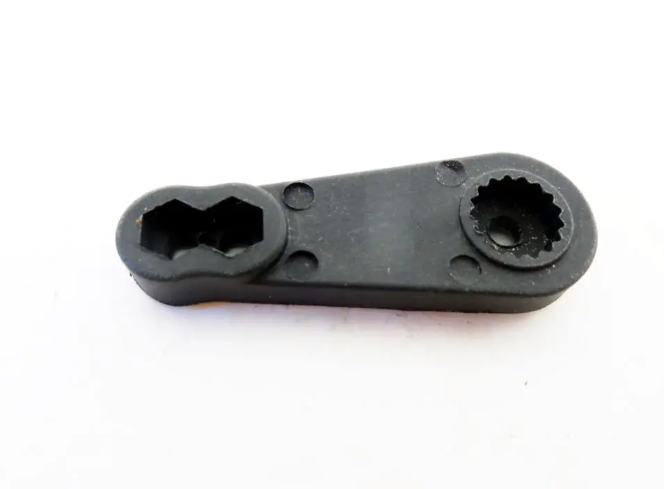 Kmb054 Black Nylon 17 Tooth Servo Horn 1