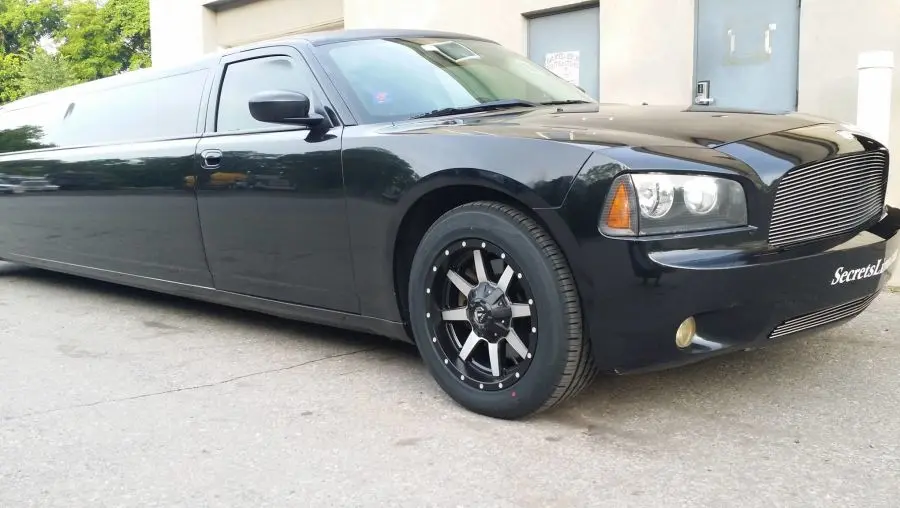 2009 Dodge Charger Limousine 1