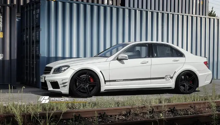 Mercedes-Benz W204 C-Class Prior Design Black Edition Body Kit 1