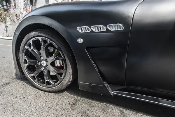 Carbonado 2007-2018 Maserati Granturismo Mc Style Front Fender 1