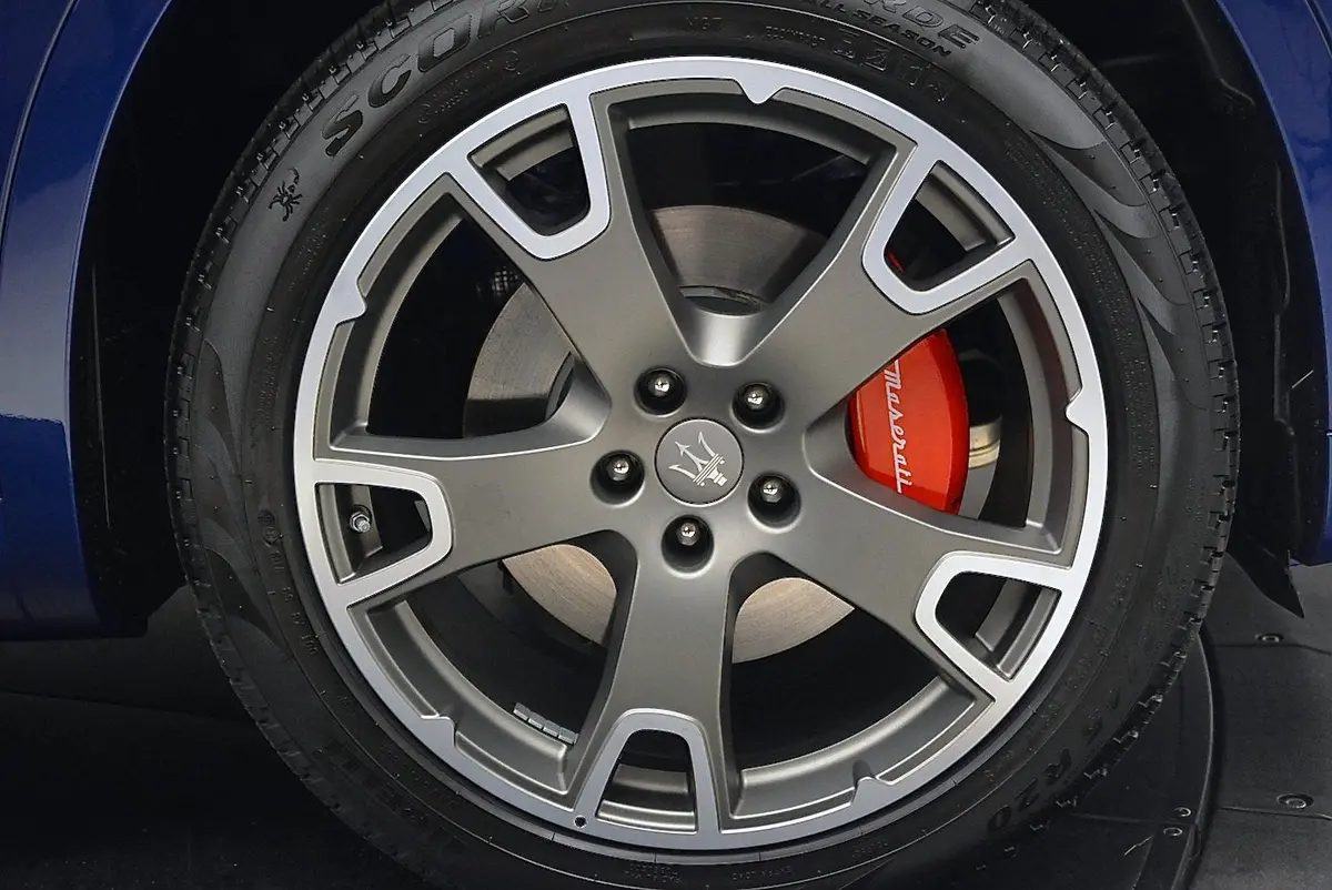 20” Maserati Levante Nereo Oe Complete Wheel Set 1