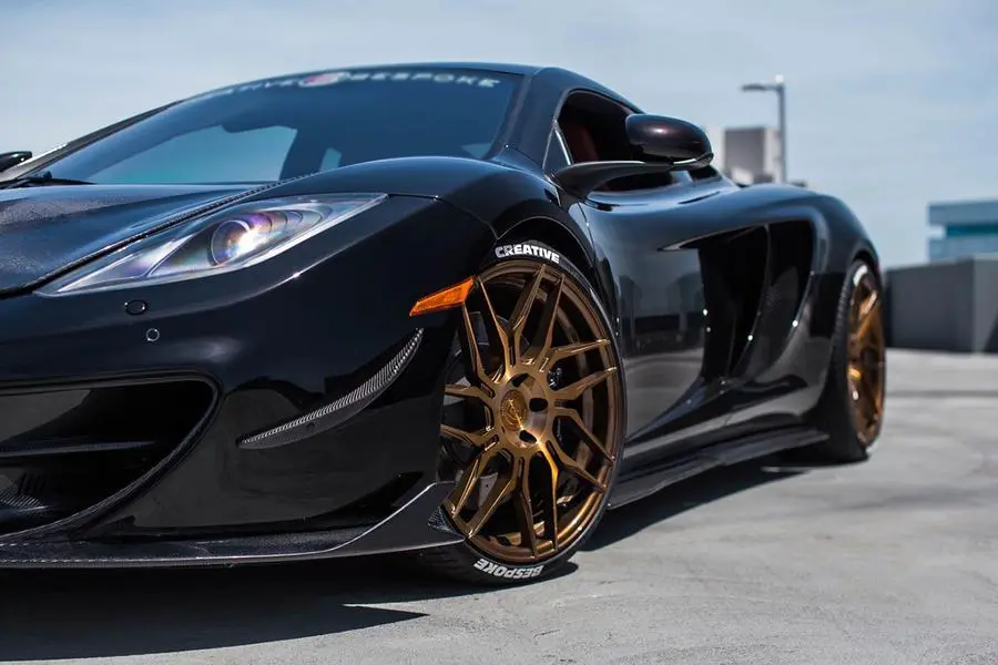 Carbonado 2011-2015 Mclaren Mp4-12C / 650S Rzs Style Carbon Fiber Side Skirts 1