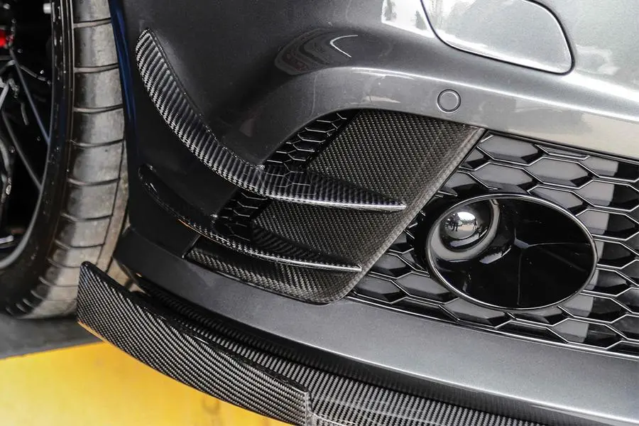 Carbonado 2013-2018 Audi Rs6 Avant Bs Style Carbon Fiber Front Bumper Canards 1