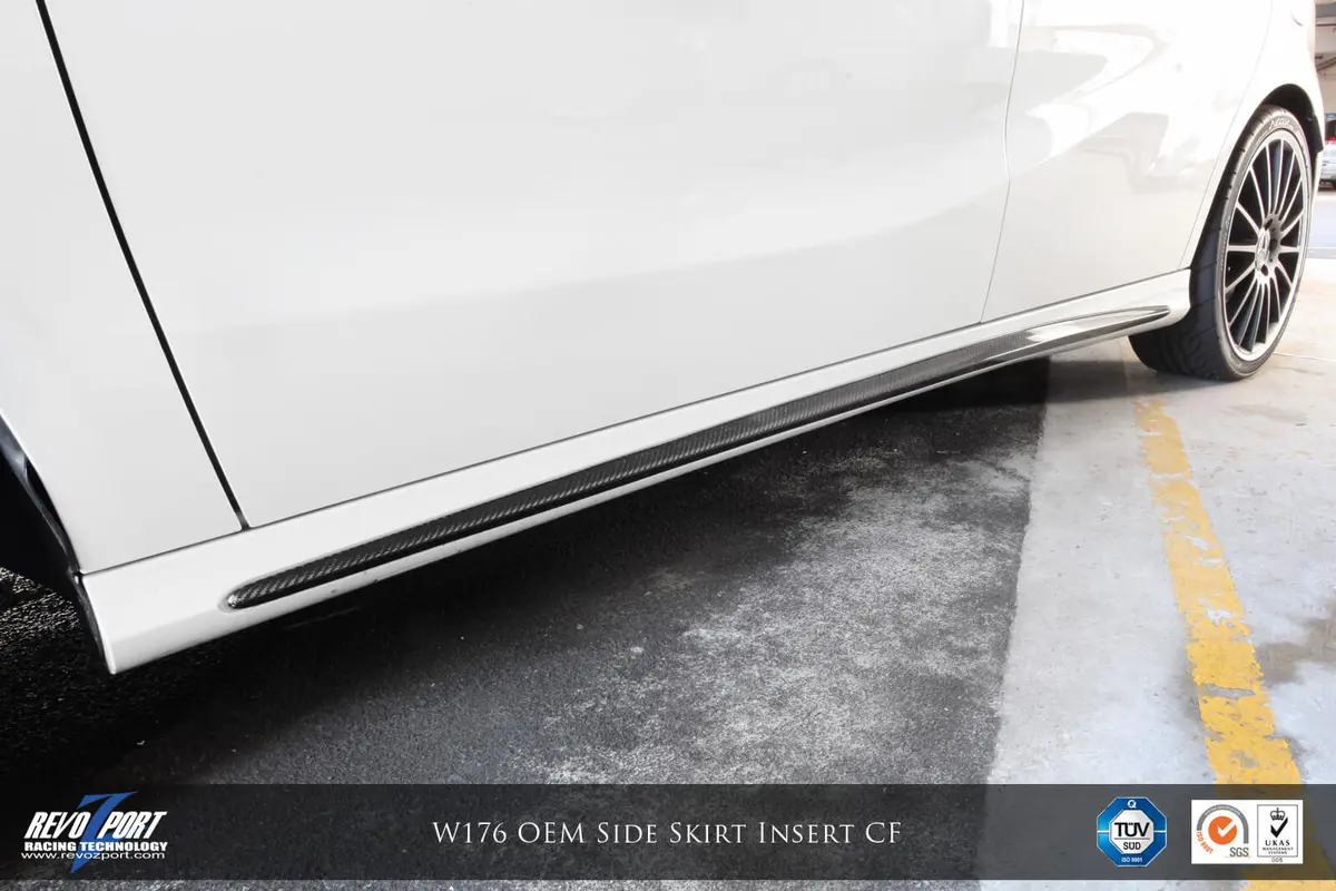 Revozport Mercedes-Benz W176 A-Class Dry Carbon Side Skirts Insert 1