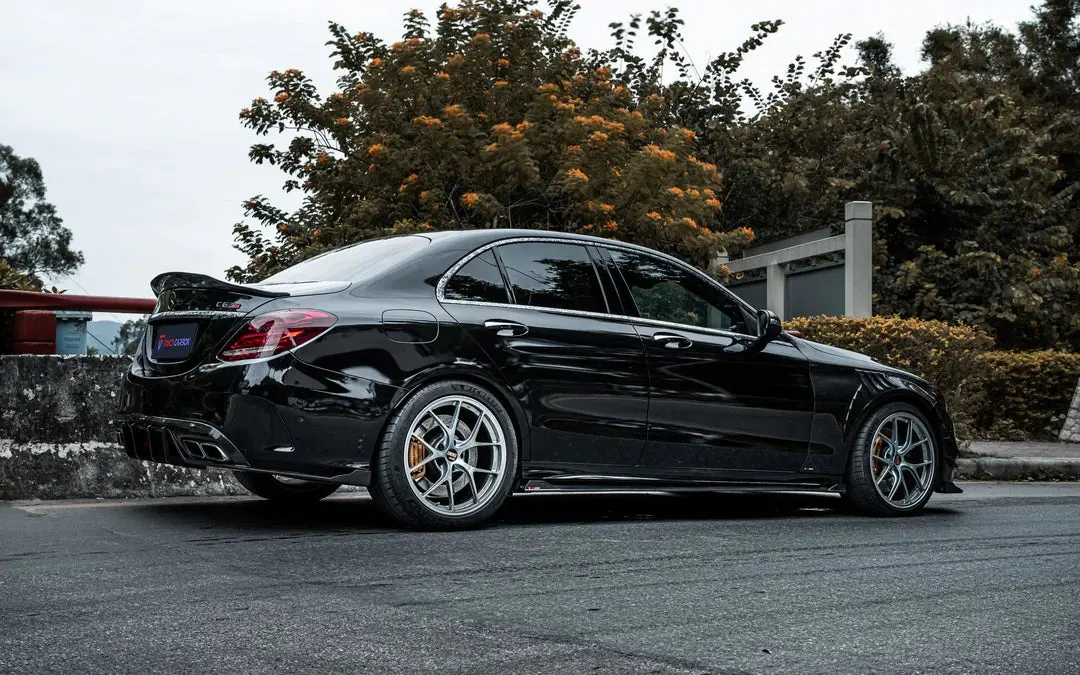 Takd Carbon Dry Carbon Fiber Side Skirts For Mercedes Benz C-Class W205 C300 C43 C63 C63s 2015+ C205 Coupe / W205 Sedan / S205 Wagon 1