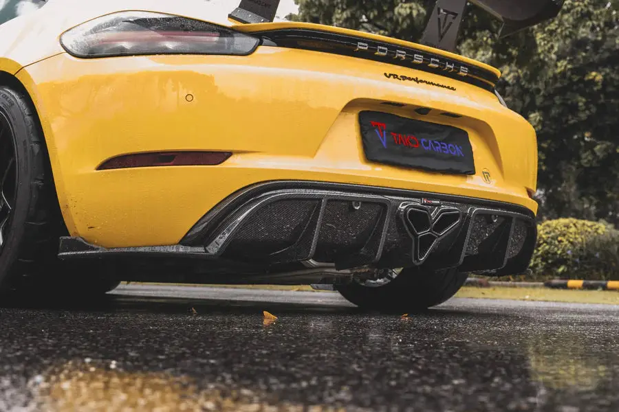 Takd Carbon Dry Carbon Fiber Rear Diffuser & Canards & Exhaust Cover For Porsche 718 Boxster / Cayman 1