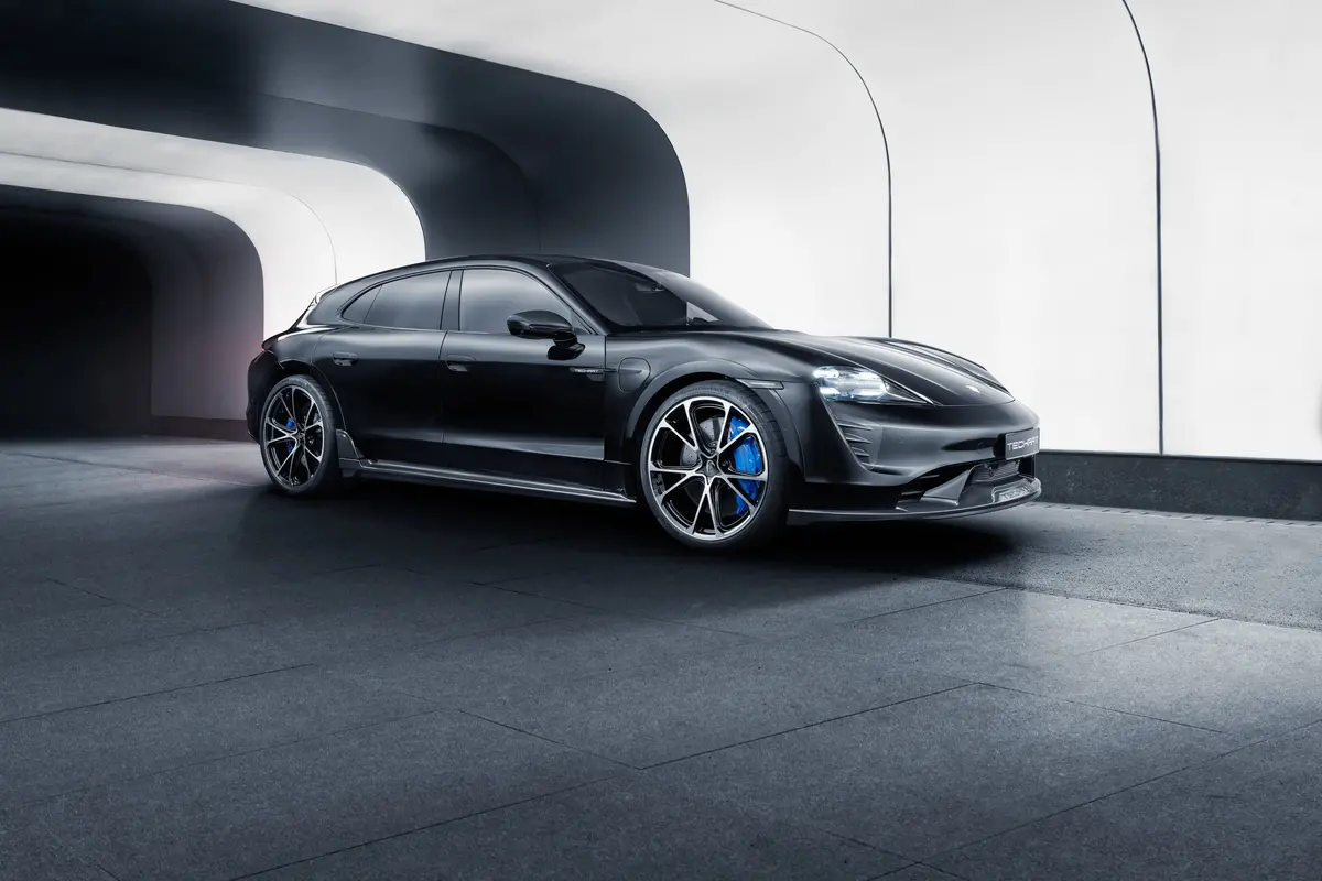 Techart Carbon Side Skirts With Fin For 9J1 Porsche Taycan 5