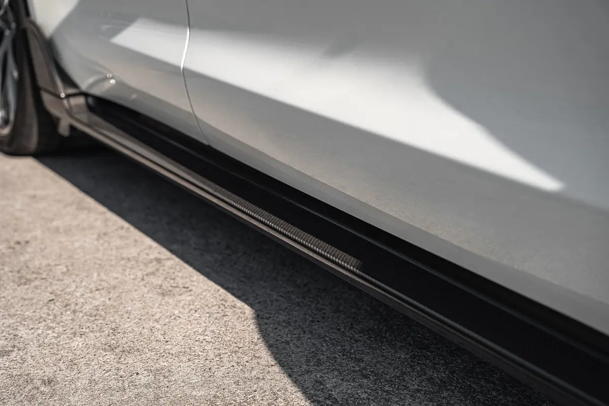 Techart Carbon Side Skirts With Fin For 9J1 Porsche Taycan 2