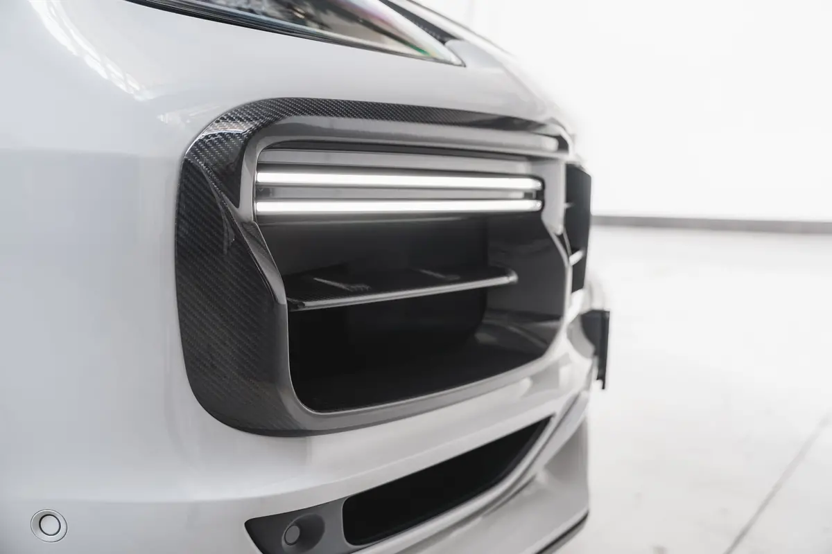 Techart Carbon Air Intake Frames For Porsche E3.1 Cayenne Turbo Gt 2018-2023 1