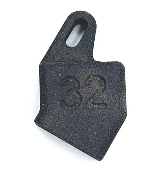 10031 32° Right Caster Block 1