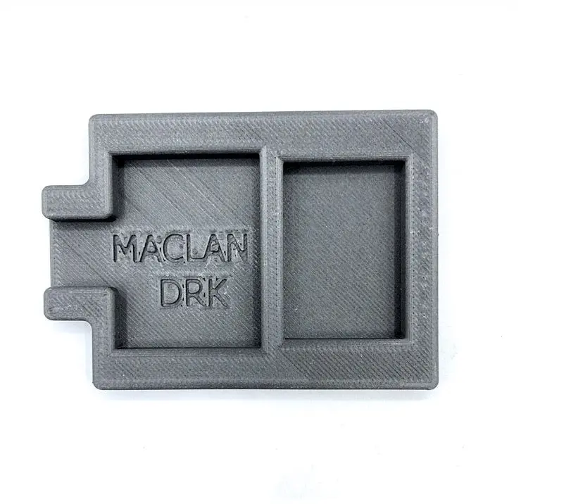 61083 Drk Esc Tray 1