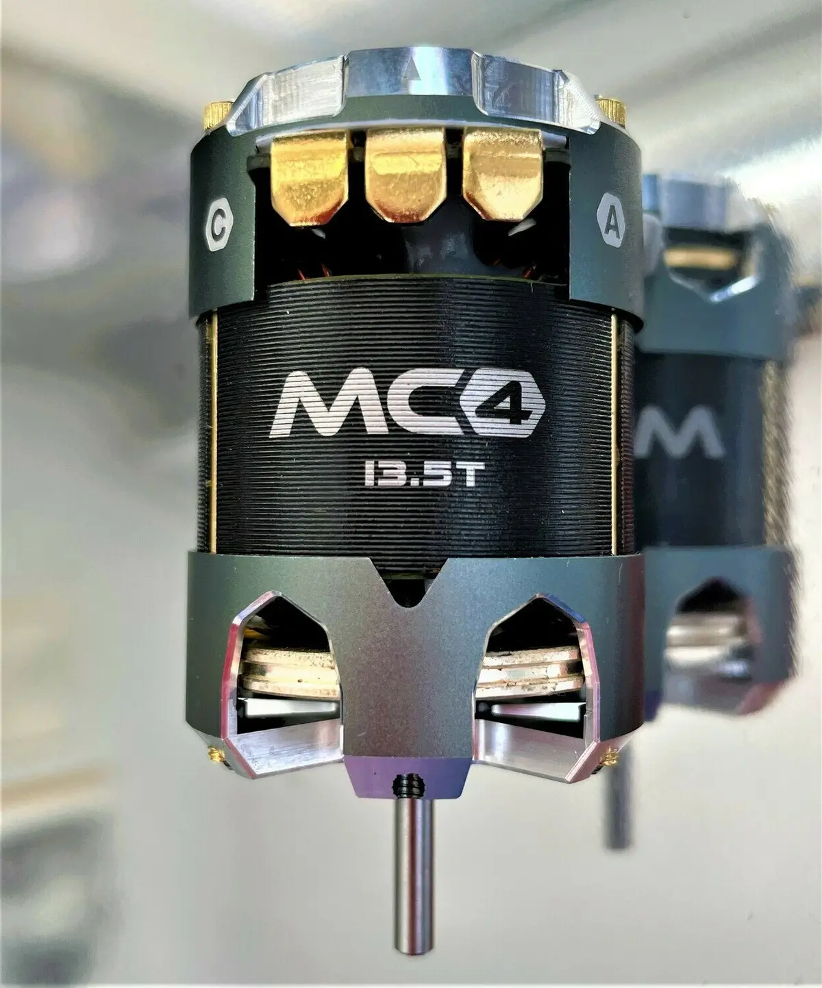 Mov40135 Mc4 13.5 Motor 1