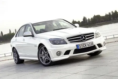 Mercedes-Benz W204 Sedan C63 Amg Style Bodykit 1