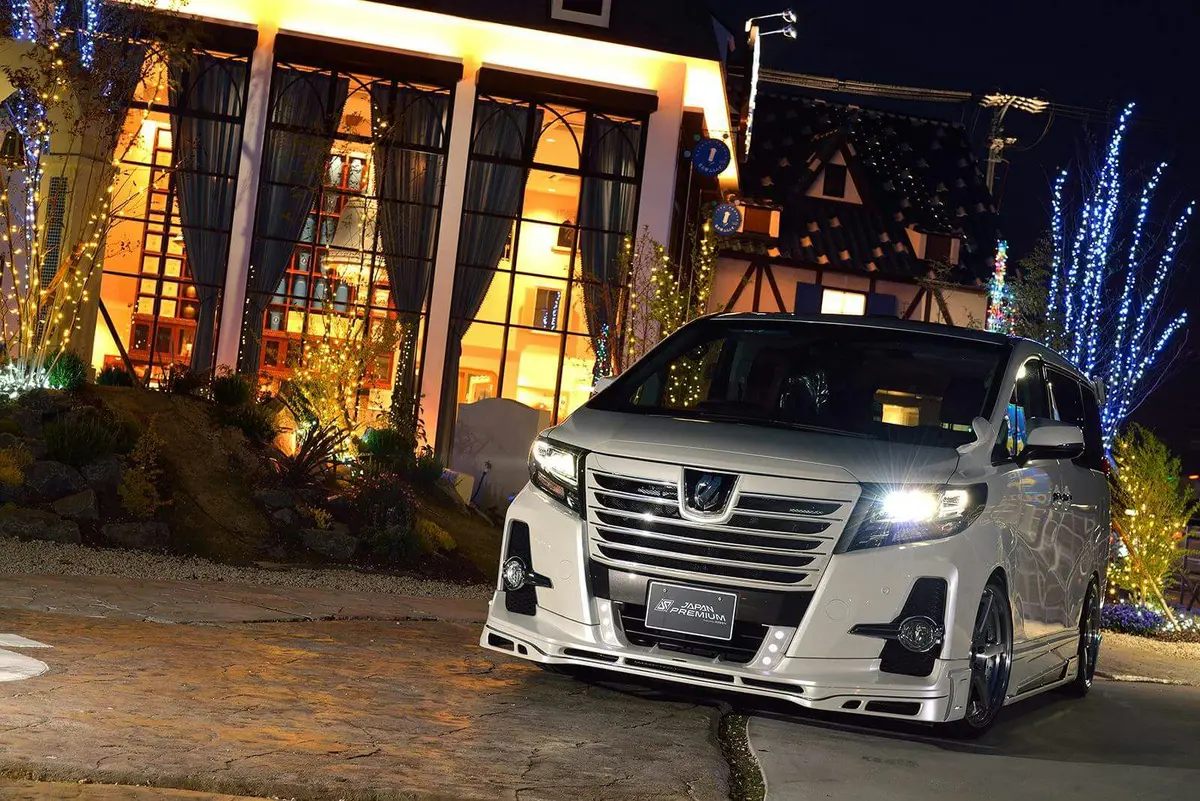 Rowen For Toyota Alphard 30 S-Grade Body Kit 1