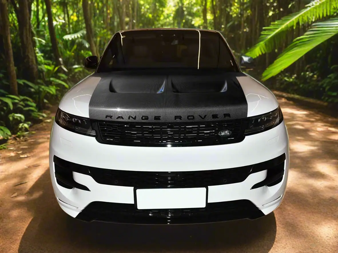 2024+Range Rover Sport Svr Style Carbon Fiber Front Hood Bonnet 1
