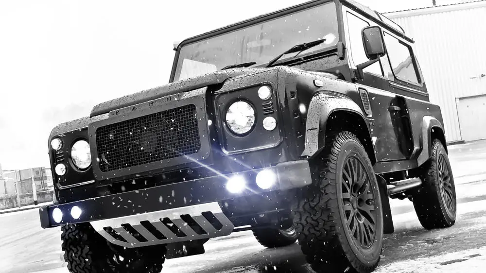 Kahn Design Land Rover Defender 90 Front Bumper With Lights 1